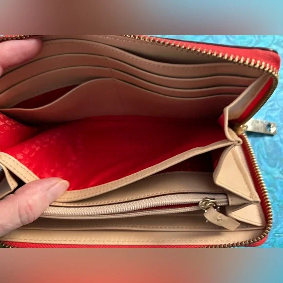 Kate Spade Grey Street Geranium Wallet - Picture 5 of 10